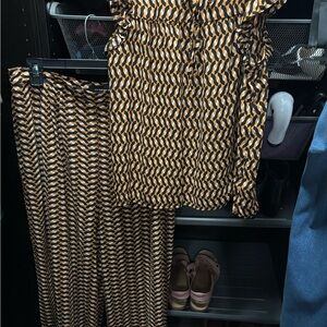 Who What Wear Black and Orange Patterned Set